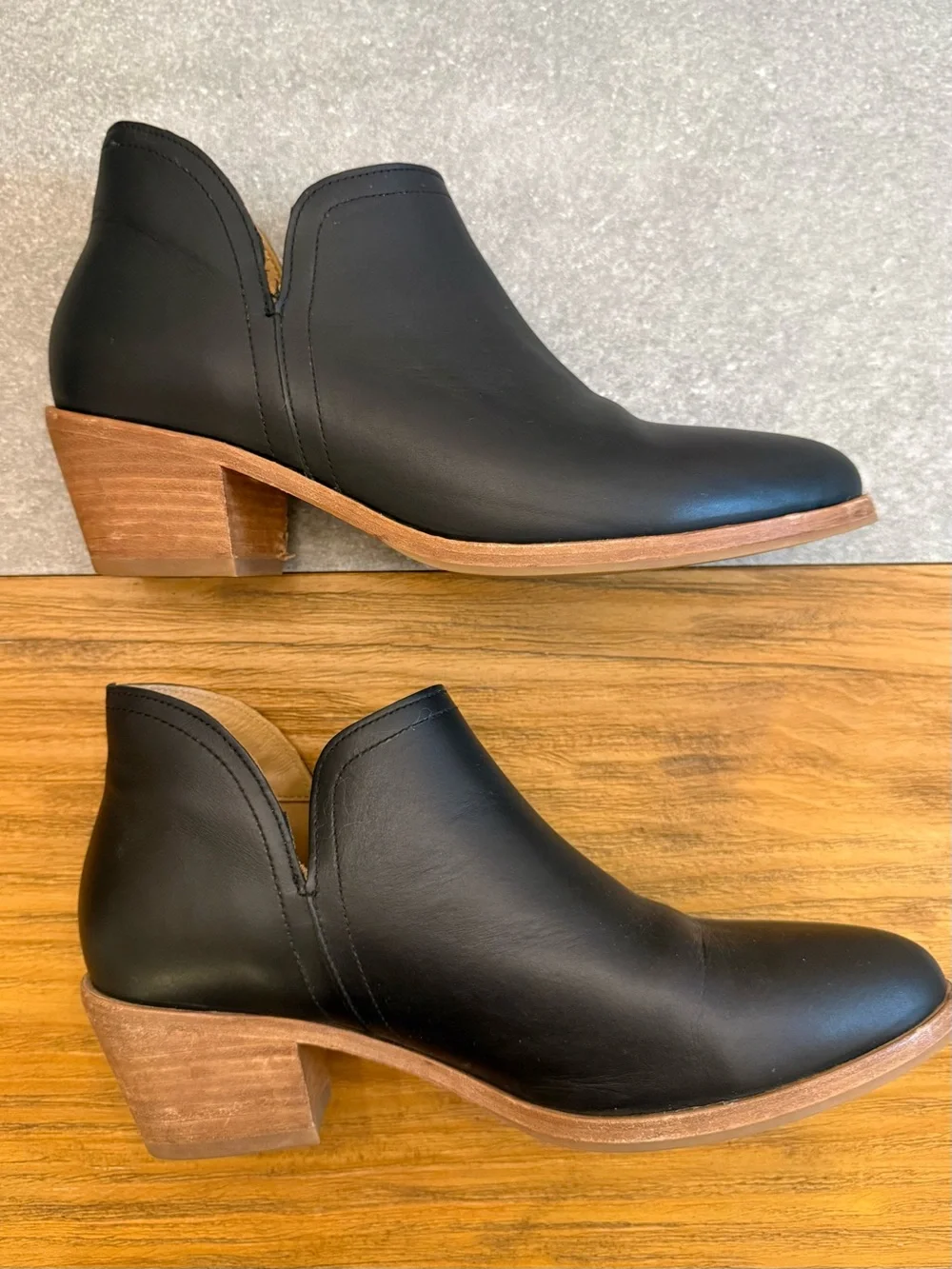 Nisolo Mia Everyday Ankle Bootie Black Leather Stacked Heel Size 10